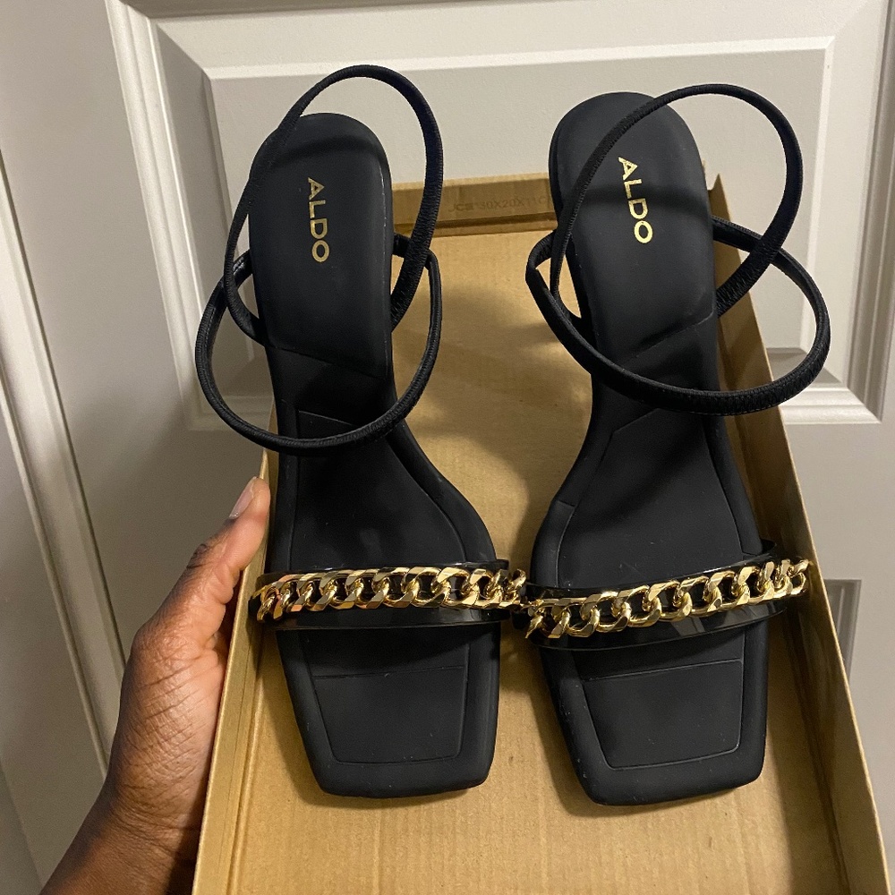 ⚫ ALDO Pillowtalk Black Sandal Heels – Size 10